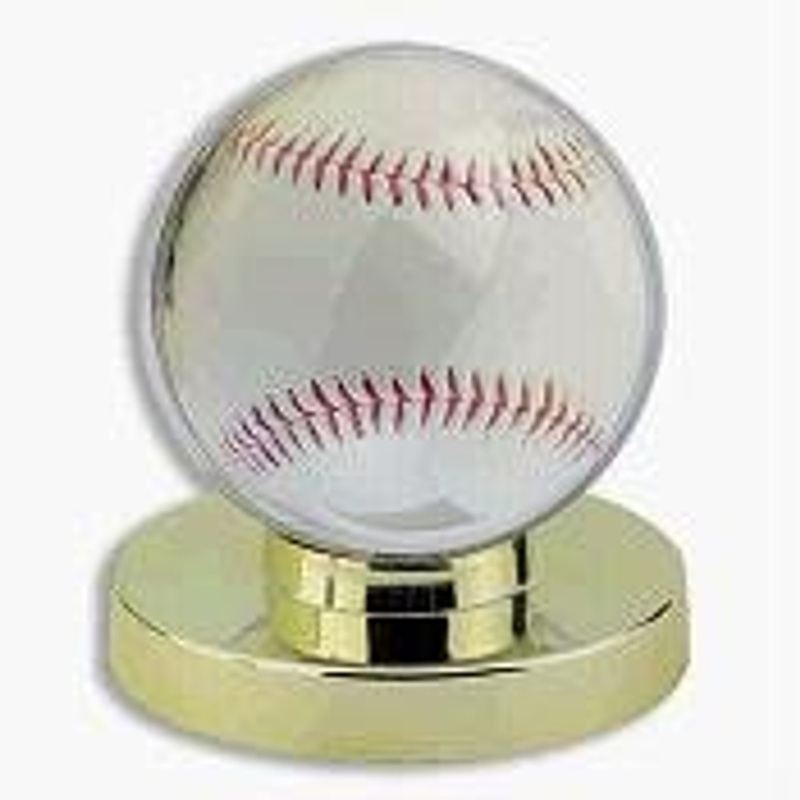 1 DELUXE GOLD BASE BASEBALL DISPLAY CASE