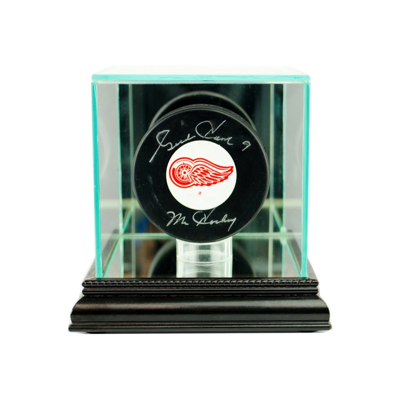 Deluxe Real Glass Single Puck Display Case