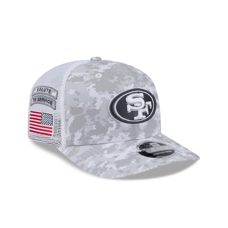 San Francisco 49ers 2024 Salute to Service 9SEVENTY Trucker Hat