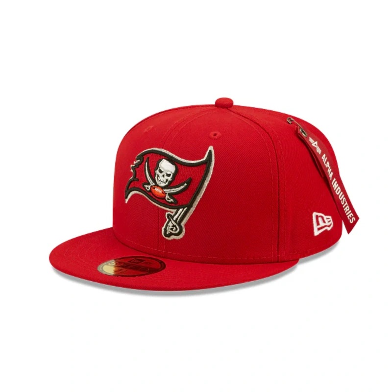 Alpha Industries X Tampa Bay Buccaneers 59FIFTY Fitted Hat
