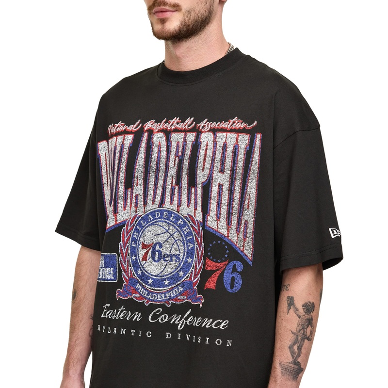 Philadelphia 76ers Oversized Essentials T-Shirt