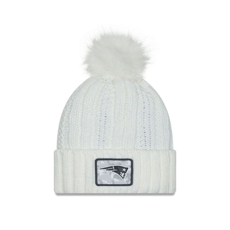 New England Patriots 2024 Salute to Service Women’s Pom Knit Hat